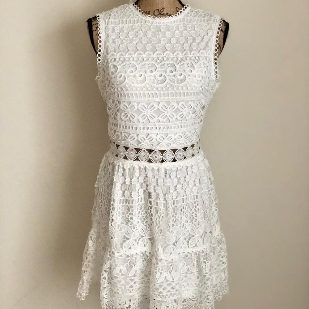 White lace sleeveless dress - Picture 5 of 7